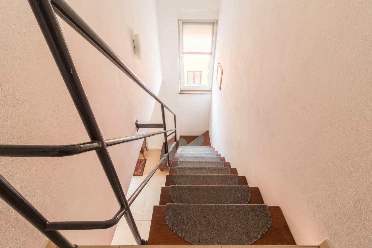 Antonija Apartment พูลา ภายนอก รูปภาพ
